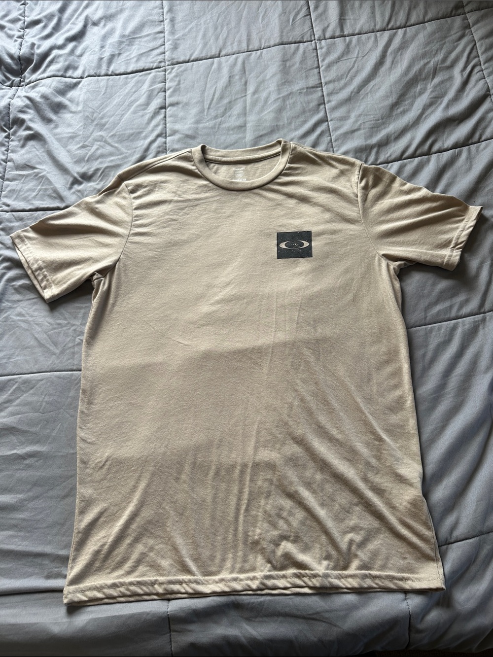 Oakley Men's Crew Neck Short-Sleeve T-Shirt in Sand